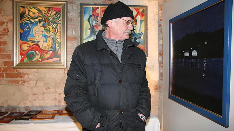 Die Landschaftsimpression fast ganz in Schwarz hat feine Nuancen anderer Farben und ist keine Fälschung, aber eigentlich kopiert Helmut Schäl lieber Bilder, denn seine eigenen Bilder sind zu düster und tiefsinnig.