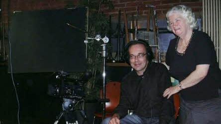 Ralph Kiening und Ingrid U. bei einer kurzen Drehpause. Foto: Drexler