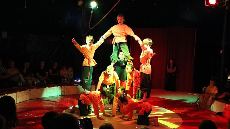 Eindrücke von der Vorstellung der 4. Klassen der Einhard-Grundschule Euerdorf. Foto: Ralf Ruppert