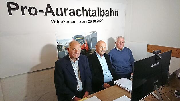 Manfred Horn, Ulrich Bogen und William Borkenstein (von links) bei der Videokonferenz  Foto: privat