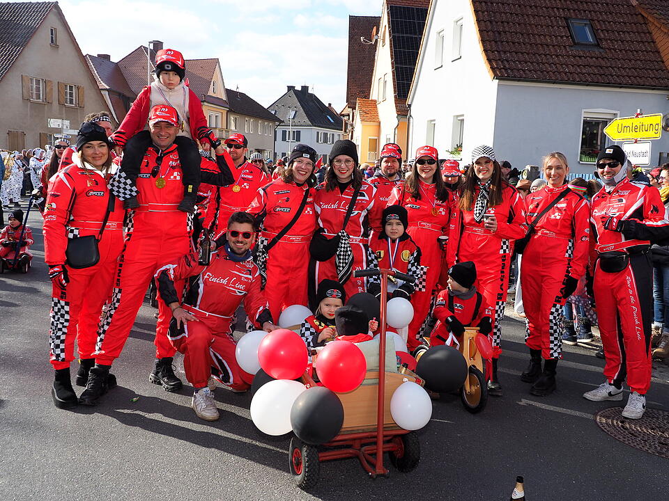 Wildes Faschingstreiben in Steinach an der Saale.