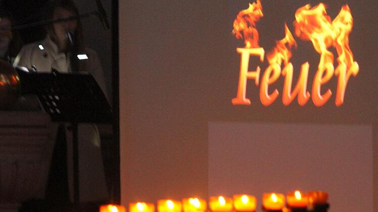 Das Motto "Feuer und Flamme" war überall sichtbar.Foto: Günther Geiling