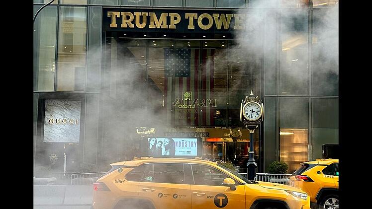 Der einstige New Yorker Immobilienunternehmer Donald Trump leitete einen weitreichenden Bruch mit vielen Traditionen der Regierungsf&uuml;hrung in den USA ein.