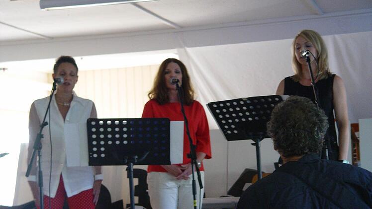 Charlotte Richter, Brunhilde Zeier-Janssen, Andrea Zeiger. Foto: Brigitta Kempe-Wolf