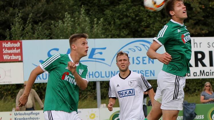 Rückkehrer Dominic Leim (links) und Manuel Müller (rechts) sollen im Sander Abwehrzentrum wieder für Stabilität sorgen.