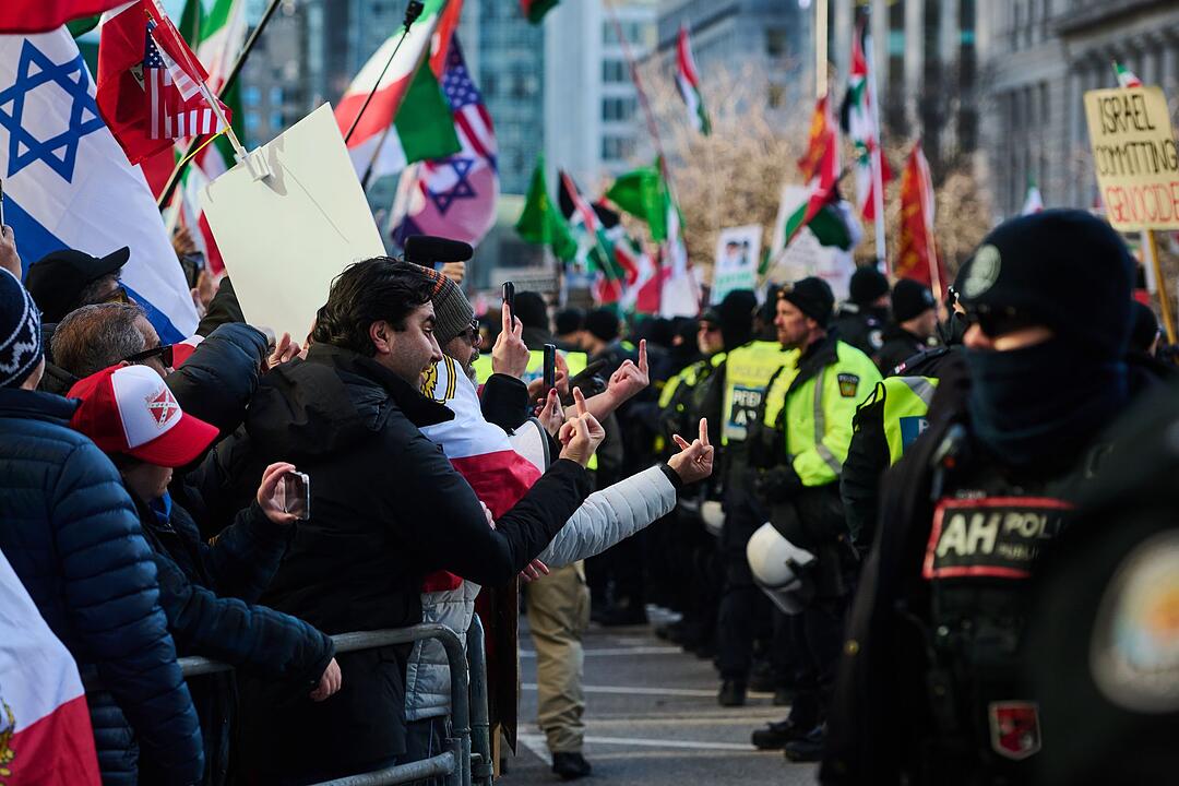 Iran-Krieg - Demonstration Toronto