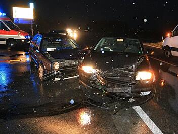 Verkehrsunfall am Donnerstagmorgen an der Anschlussstelle Bamberg-Hafen. Foto: Ferdinand Merzbach