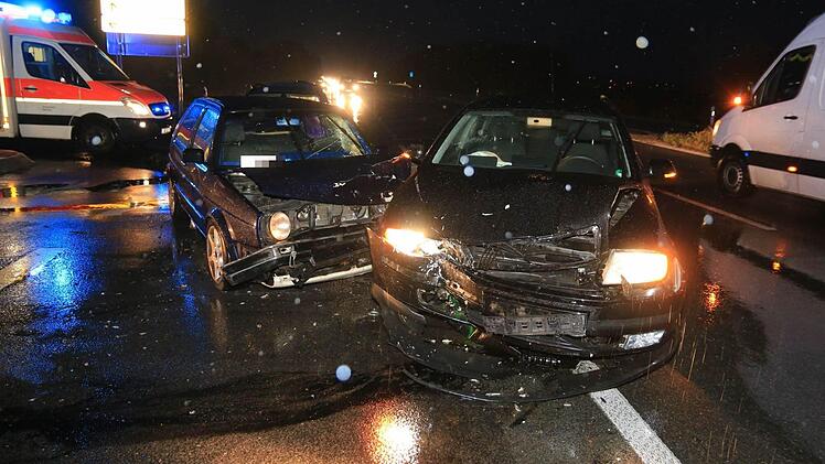Verkehrsunfall am Donnerstagmorgen an der Anschlussstelle Bamberg-Hafen. Foto: Ferdinand Merzbach