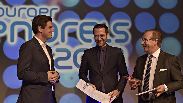 Coburger Medienpreis 2018 (von links):  Preisträger Till Krause,  Laudator Andre Haller und Moderator Jan Hofer. Foto: Valentina Trajkovska