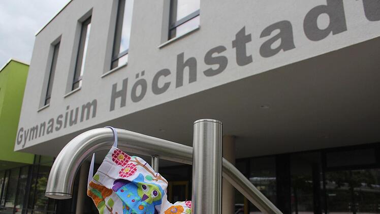 Maskenpflicht im Unterricht - das gibt es jetzt zu Schulbeginn auch an den weiterführenden Schulen in Höchstadt. Foto: Karina Brock