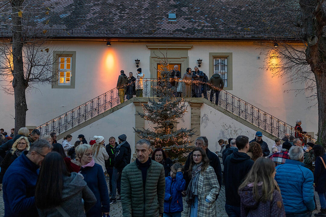 R&ouml;delsee, Traditioneller Weihnachtsmarkt rund um das Schloss