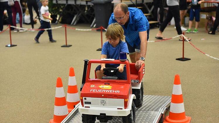 Kinderfest von Round Table Coburg in und an der HUK-ArenaJens Gundermann