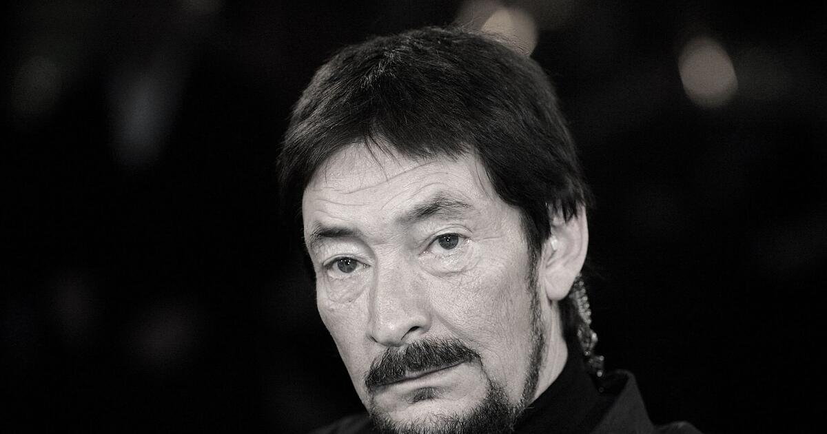 Kurz vor Weihnachten: 'Driving Home for Christmas'-Sänger Chris Rea ist ...