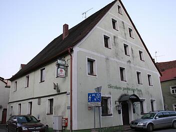 Das alte Gasthaus "Zum Grünen Baum" in GräfenbergFoto: fra-press
