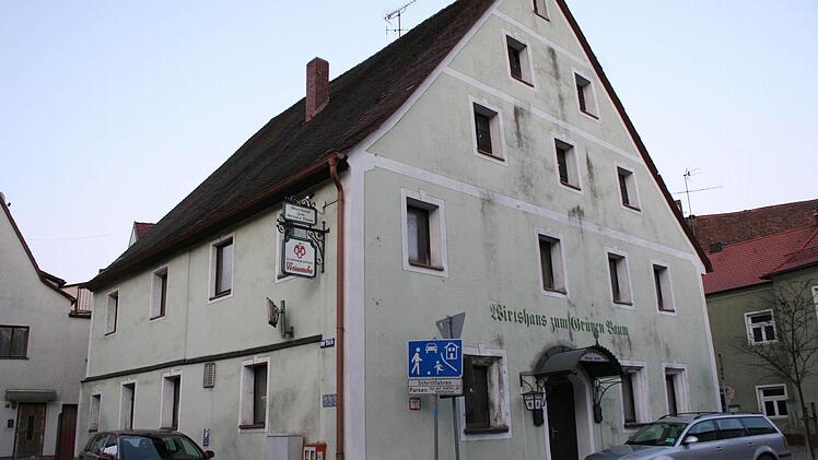 Das alte Gasthaus "Zum Grünen Baum" in GräfenbergFoto: fra-press