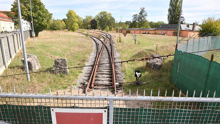 Der Zwickel zwischen Berliner Ring und Geisfelder Straße: Hier sollte das Ausbildungszentrum der Handwerkskammer entstehen. Foto: Rinklef
