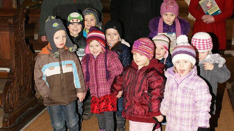 In der Wallfahrtskirche Maria Limbach stellte Isabella Friedrich ihr Buch vor.