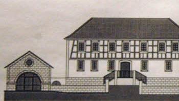 So möchte Christopher von Hugo die bestehende Gastwirtschaft "Goldener Löwe" umbauen. Rechts ist ein Teil des geplanten Ärztehauses mit Wirtshaus zu sehen. Links das Fischerhaus und die alte Metzgerei.