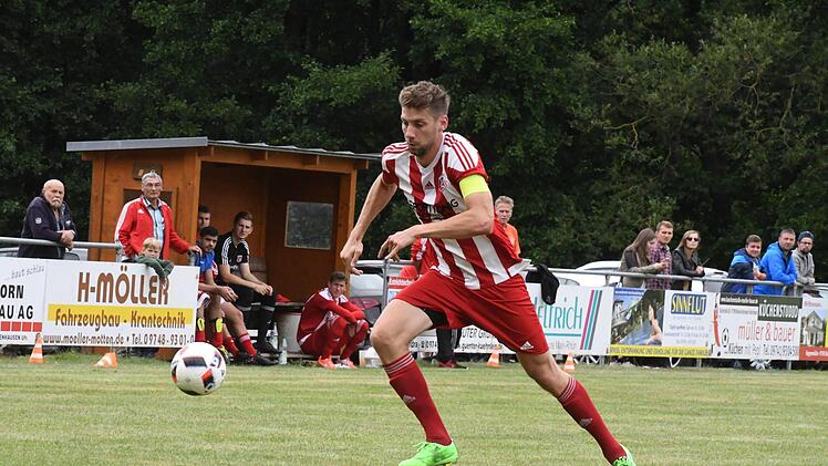 Johannes Feser fällt wegen einer Armverletzung lange aus.Hopf