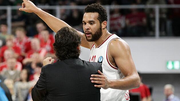 Elias Harris, der zuletzt seinen Platz in der Startformation verloren hatte, meldete sich in Ljubljana mit einer starken Vorstellung bei seinem Trainer Andrea Trinchieri zur&uuml;ck. Foto: sportpress
