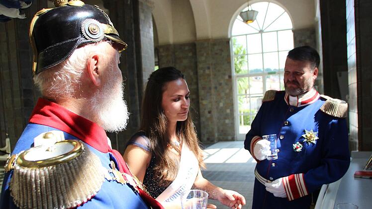 Blindverkostung mit Bad Kissinger Heilwassern. Foto: Benedikt Borst