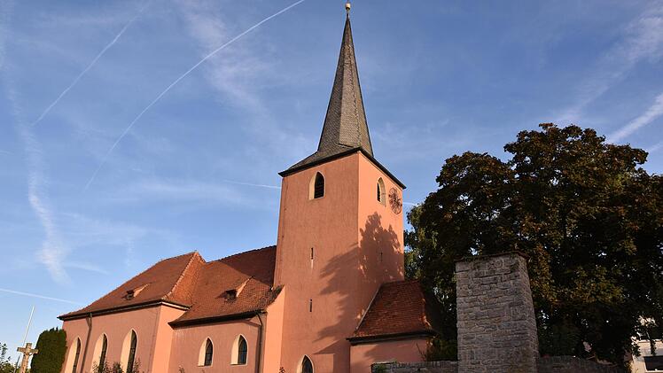 Bevor die St. Jodokus-Kirche in Ottendorf nicht saniert ist, kann auch die Dorferneuerung nicht beginnen.