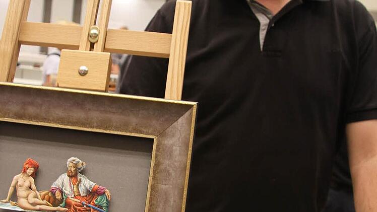 Der Kulmbacher Stefan Wachter (50) hat drei Werke für den Dioramen- und Zinnfigurenmalwettbewerb eingereicht und für seine Darstellung aus "1001 Nacht" eine Goldmedaille gewonnen - seine erste. Foto: Sonja Adam