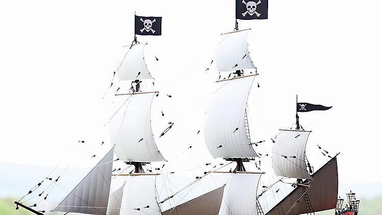 Das Prachtstück in der Sammlung von Rainer Kaffer: ein Wikingerpiratenschiff Fotos: Helmut Will