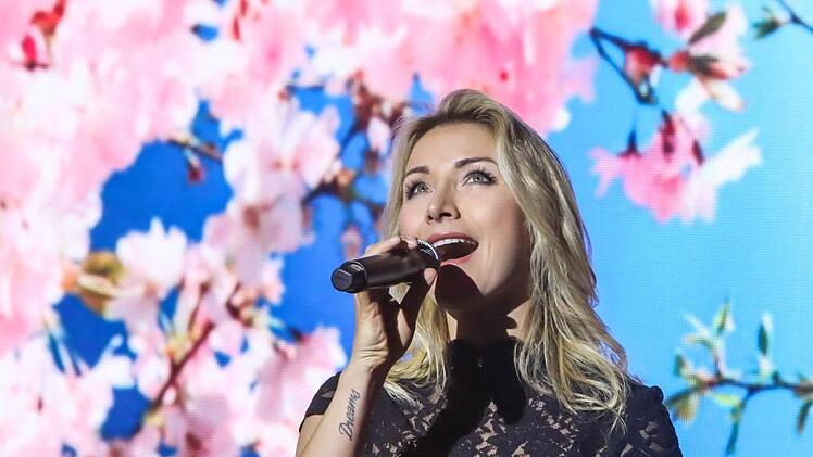 Anna-Carina Woitschack sorgte für Glanz in der Konzerthalle. Foto: Barbara Herbst