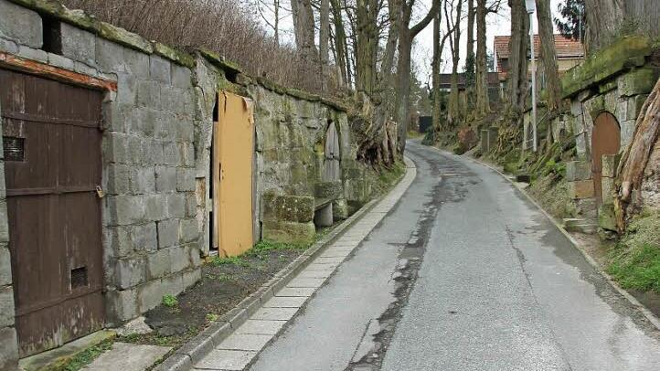 Nicht so ansehnlich: Die Kellergasse. "Die sollten sich mal mal die mit Preisen bedachte Kellergasse in Unterhaid anschauen", befand jüngst eine angesehene Alt-Ebernerin gegenüber unserer Redaktion.