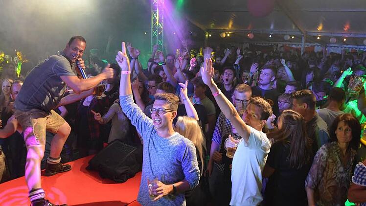 DJ MarcoMzee war ebenfalls beim FC in Fuchsstadt. Foto: Peter Rauch