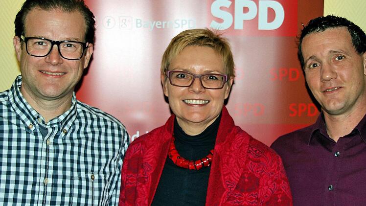 Die Vorsitzende des SPD-Kreisverbandes Bad Kissingen und ihre beiden Stellvertreter: (von links) Norbert Schaub, Sabine Dittmar und Florian Wildenauer. Foto: Dieter Britz