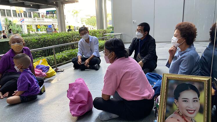 Thailands Prinzessin Bajrakitiyabha im Krankenhaus