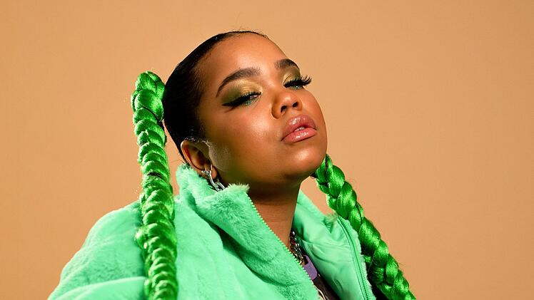 In den vergangenen Jahren nahm die Karriere von Zoe Wees richtig Fahrt auf: Die Single "Control" wurde 2020 unter anderem in Belgien, Frankreich, Italien und den USA mit Gold ausgezeichnet.