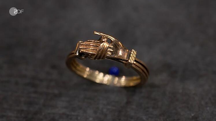 Der Verlobungsring aus 585er-Ros&eacute;gold bereits vor &uuml;ber 200 Jahren entstanden.