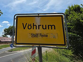 Ortsschild V&ouml;hrum