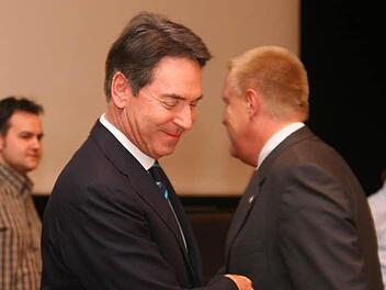 Das Verhältnis zwischen Michael Stoschek (links) und Norbert Kastner gilt schon lange als belastet. Jetzt wird dieser alte Streit noch einmal aufgewärmt. Foto: Jochen Nützel