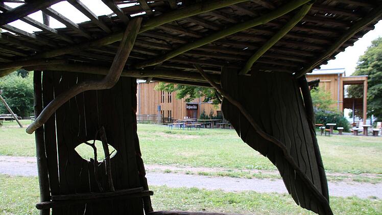 Das neue Berghaus Rhön eröffnete im  November. Auch der Spielplatz auf dem Gelände soll erneuert werden. Foto: Ulrike Müller