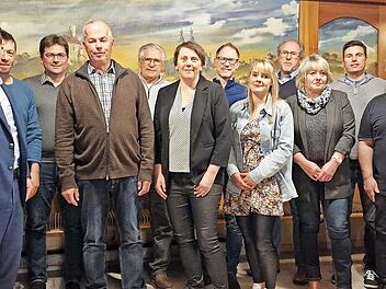 Sie bilden die neue Führungsmannschaft der Gößweinsteiner Union (v. r.): Roland Müller, Bastian Helldörfer, Diana Müller, Georg Lang, Anna-Lena Schäfer, Matthias Wendler, Tanja Rost, Peter Helldörfer, Manfred Hänchen, Holger Schmitt und Frank Kras...