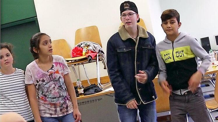 Die Präsentation der Kinder und Jugendlichen war im Workshop gemeinsam erarbeitet worden. Foto: privat