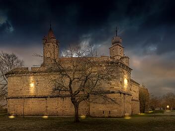 Coburg: Nach Energiesparmaßnahmen - Veste leuchtet in Kürze wieder Coburg: Nach Energiesparmaßnahmen - Veste leuchtet in Kürze wieder