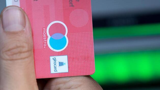 Mastercard erklärt die Veränderung bei der Maestro-Funktion.