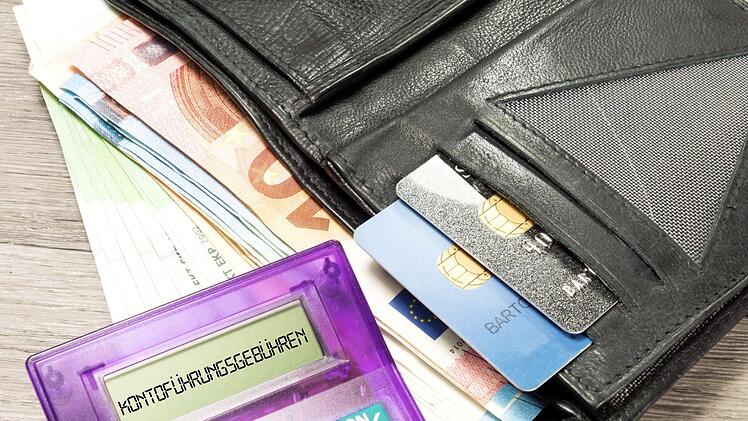 Die Kontoführungsgebühren sind von Bank zu Bank unterschiedlich hoch.  Symbolbild: Stadtratte