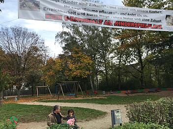 In der Gereuth f&uuml;rchten die B&uuml;rger um den Erhalt dieses Kinderspielplatzes.  Foto: Michael Wehner