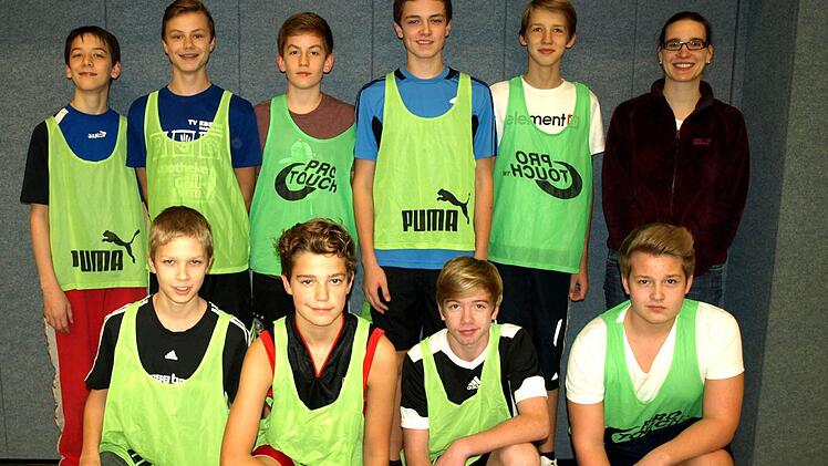 Das siegreiche Eberner Team mit Betreuerin Birgit Neeb  Foto: Wolfgang Ortloff