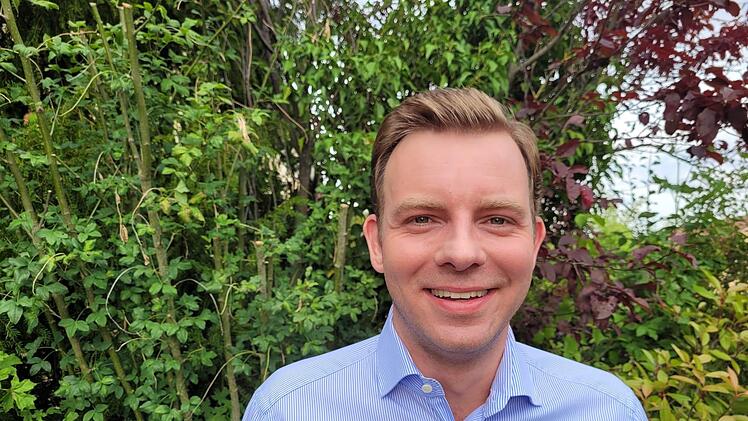 Martin Wende in seinem Garten in Hammelburg Foto: Jasmin Wende