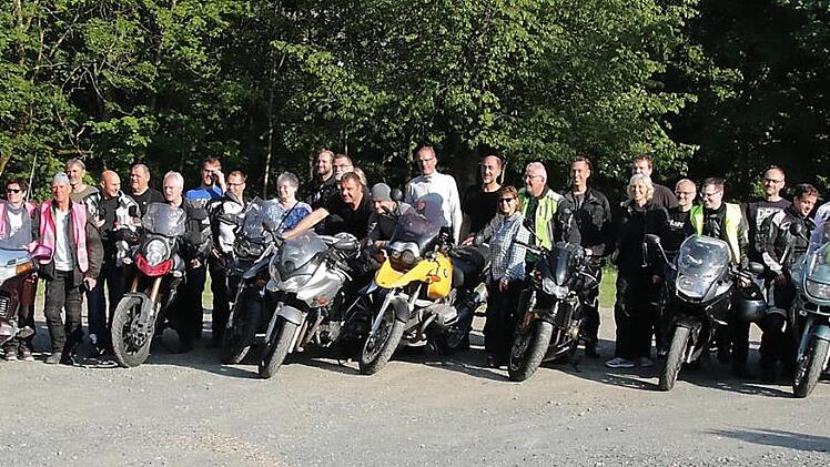 Schon zum zweiten Mal waren die Motorradfahrer des "Württembergischen Christusbundes" zu Gast in Presseck. Foto: Klaus Klaschka