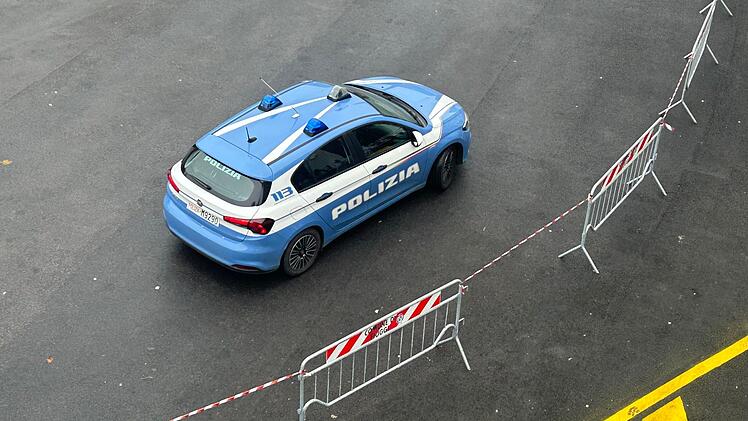 ILLUSTRATION  - Auto der italienischen Polizei