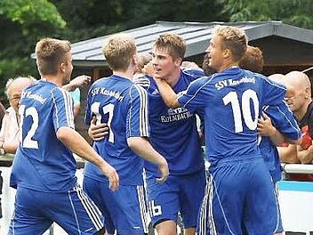 Zwei Mal durften die Kasendorfer am Mittwoch gegen Veitsbronn-Siegelsdorf jubeln, die Gäste aber einmal mehr. Foto: Monika Limmer