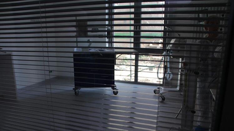 In die Räume der neuen Intensivstation am Kreiskrankenhaus St. Anna in Höchstadt   wurde millionenschwer investiert. Foto: Christian Bauriedel